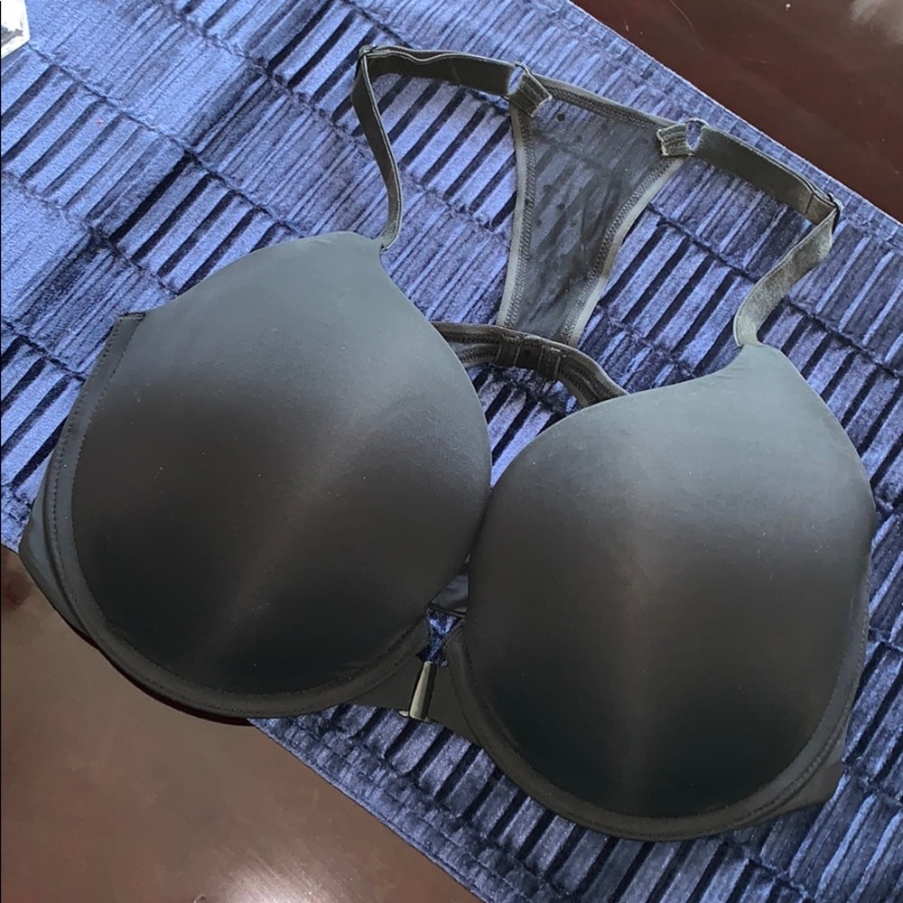 Victoria’s Secret Perfect Shape Front Close Bra
